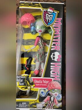 G1 Monster High Skulltimate Roller Maze Ghoulia Nib